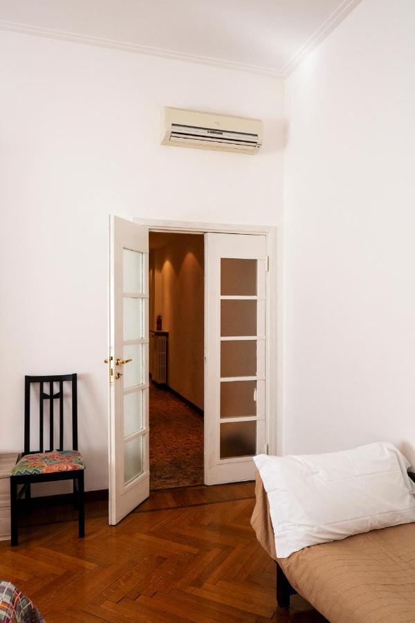 Central Apartment Milão Exterior foto